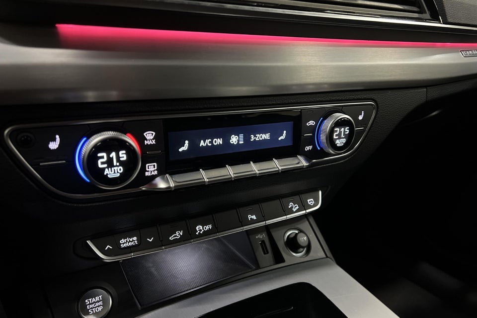 Audi Q5 50 TFSi e S-line quattro S-tr. 5d