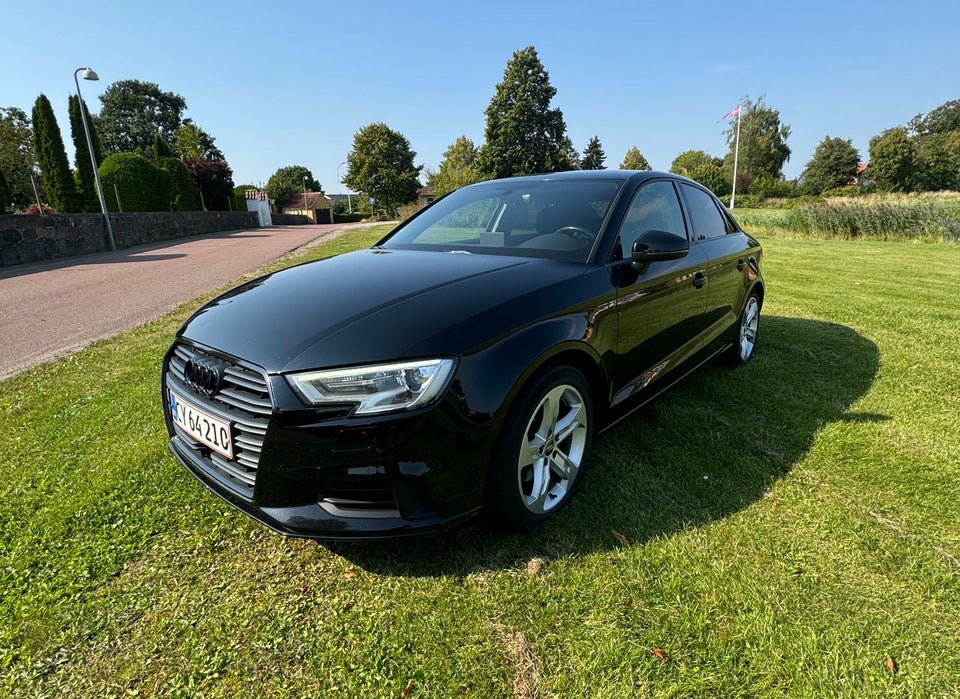 Audi A3 2,0 TDi 150 Sport S-tr. 4d