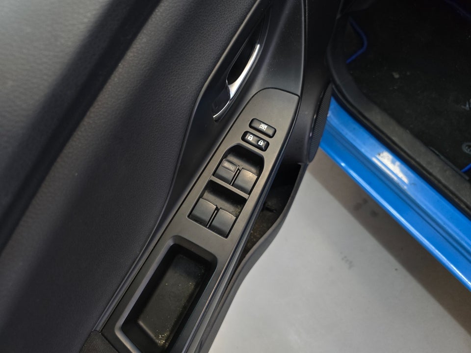 Toyota Yaris 1,5 Hybrid H3 Limited e-CVT 5d