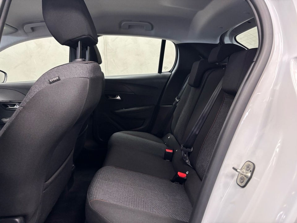 Peugeot e-208 50 Style 5d