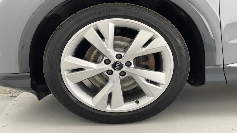 Audi Q4 e-tron 40 Attitude 5d