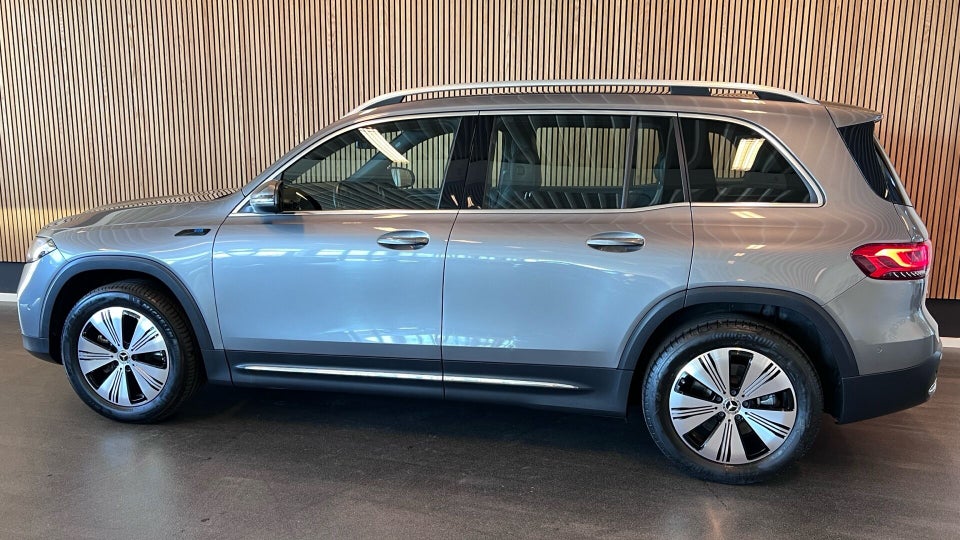 Mercedes EQB250 Progressive 5d