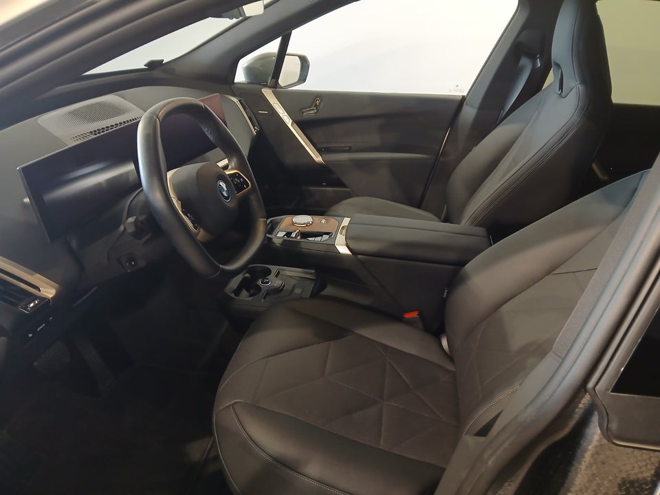 BMW iX xDrive50 Supercharged 5d