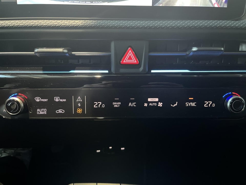 Kia EV6 84 Long Range Upgrade 5d