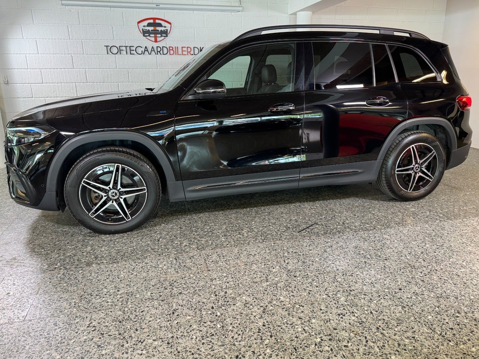 Mercedes EQB250 AMG Line 5d