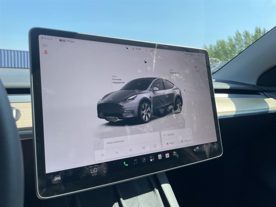 Tesla Model Y Long Range AWD 5d