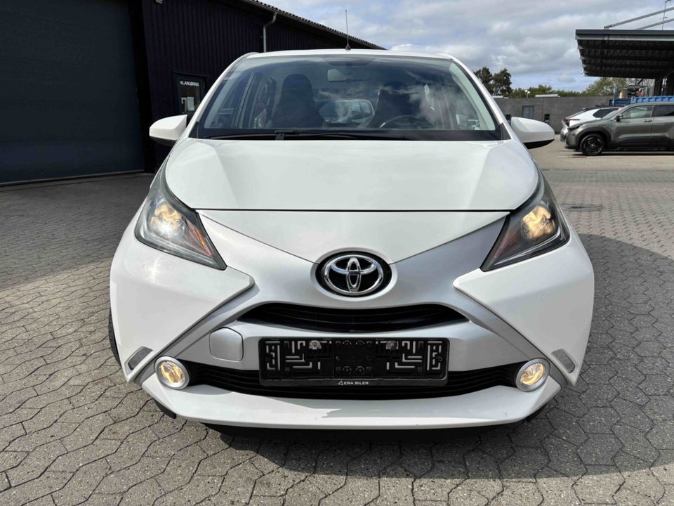Toyota Aygo 1,0 VVT-i x-change 5d