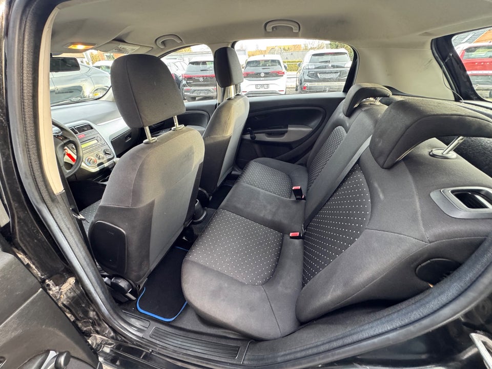 Fiat Punto 1,4 16V Dynamic 5d