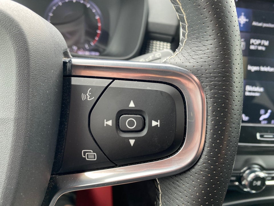 Volvo XC40 2,0 T4 190 R-Design aut. 5d