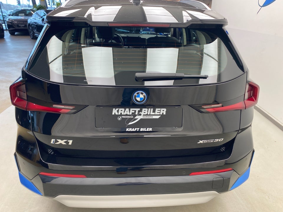BMW iX1 xDrive30 X-Line 5d