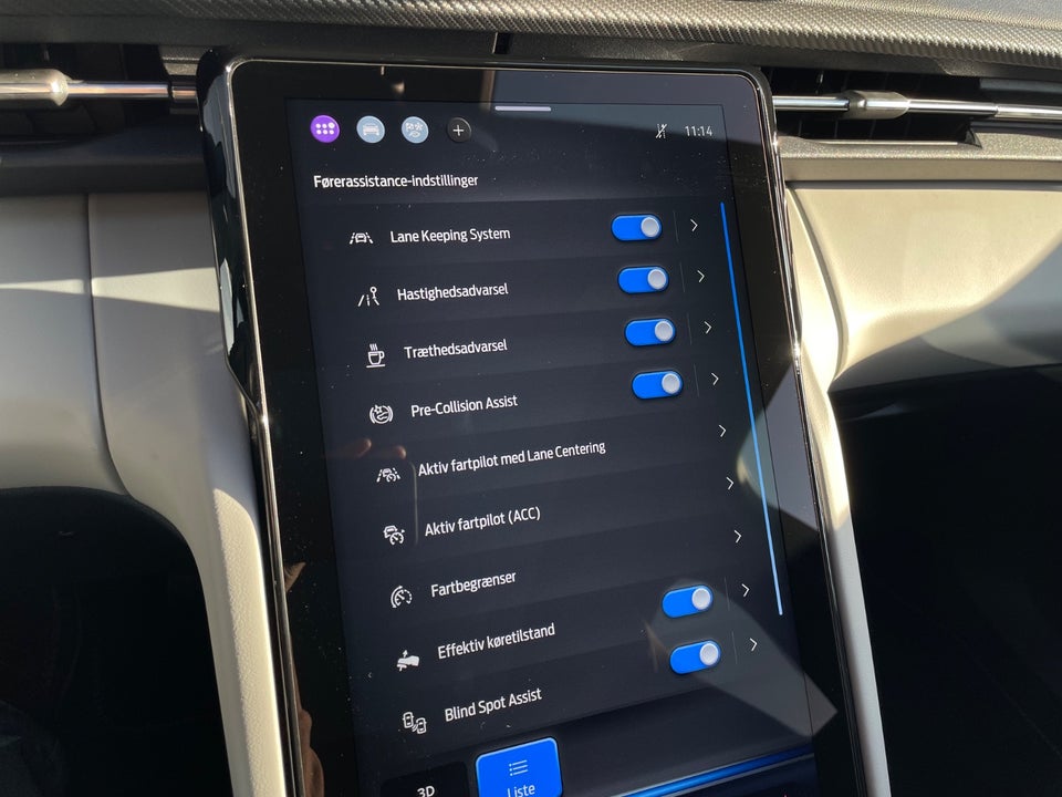 Ford Explorer 82 Premium Extended Range 5d