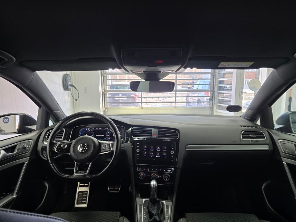 VW Golf VII 1,4 GTE DSG 5d