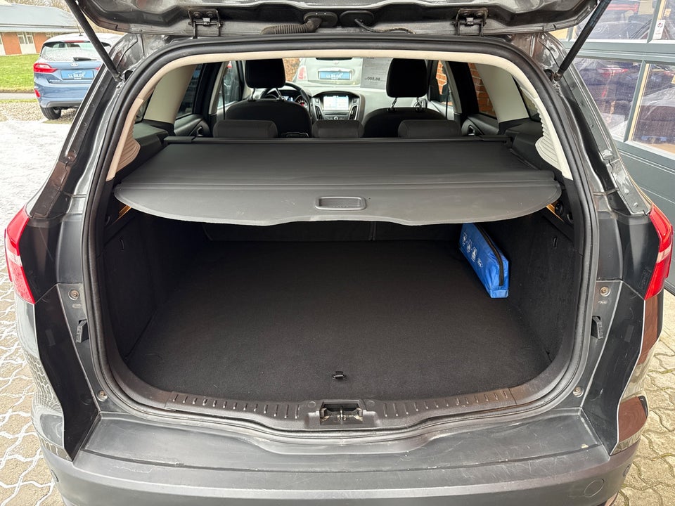 Ford Focus 1,0 EcoBoost Titanium stc. 5d