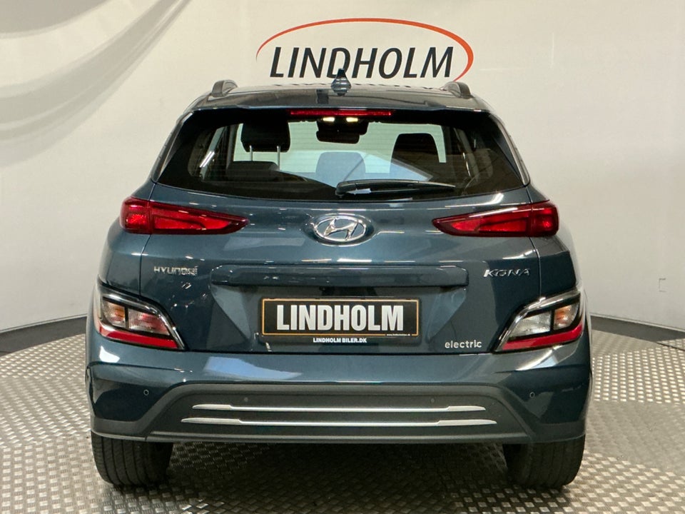 Hyundai Kona 64 EV Essential 5d