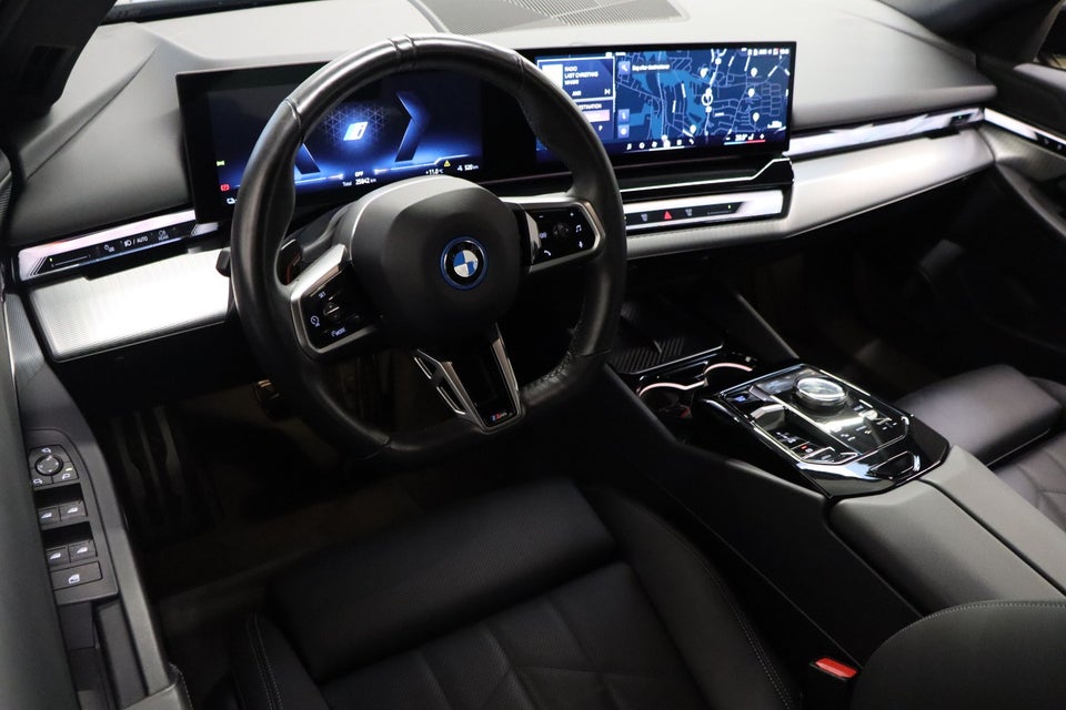 BMW i5 eDrive40 M-Sport 4d