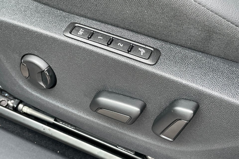 Skoda Enyaq 85 iV Loft 5d