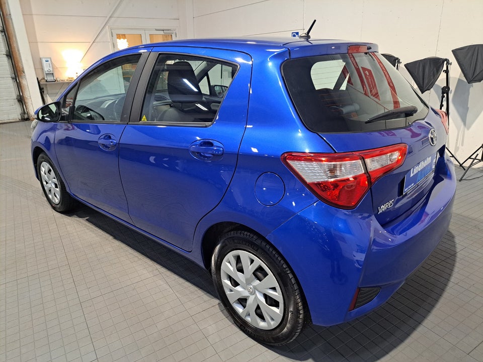 Toyota Yaris 1,0 VVT-i T2 5d