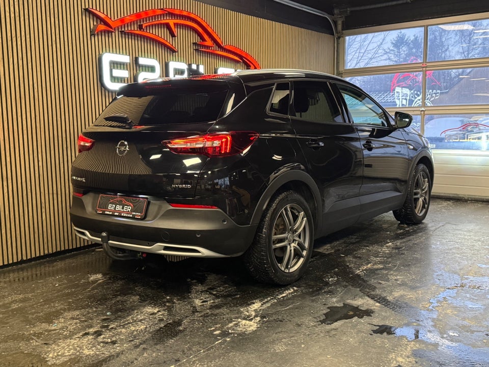 Opel Grandland X 1,6 Hybrid Exclusive aut. 5d