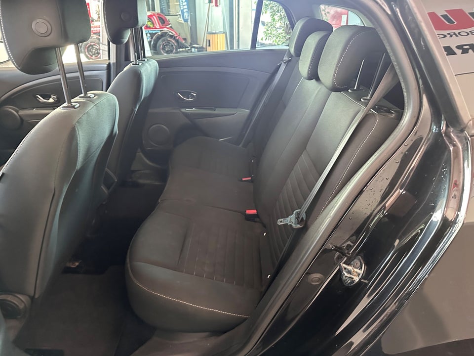 Renault Megane III 1,5 dCi 110 Limited Edition Sport Tourer EDC 5d