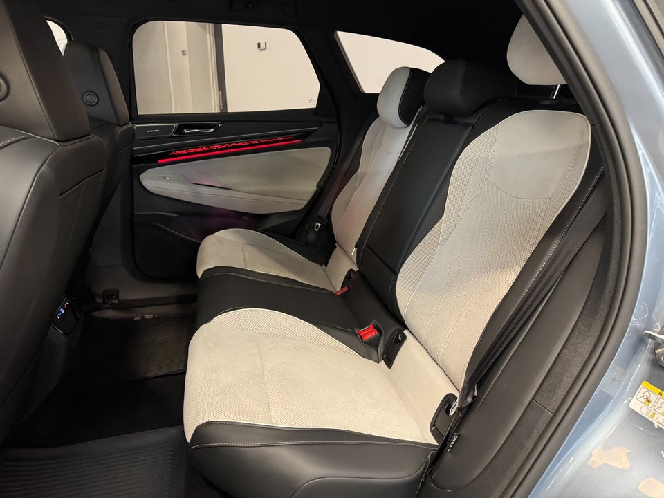 VW ID.7 77 Style+ Tourer 5d