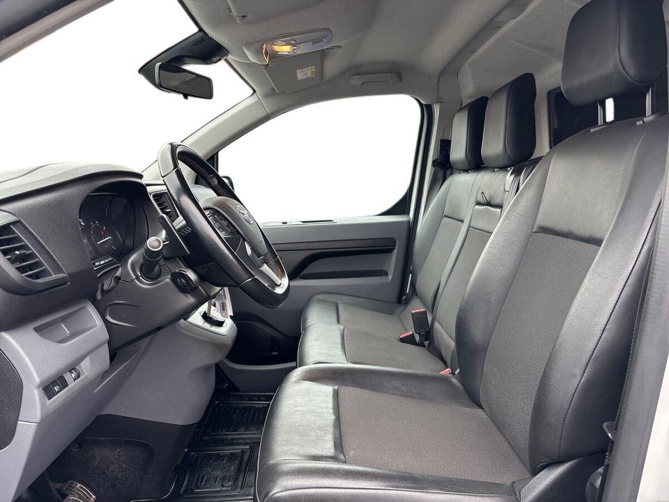 Toyota ProAce 2,0 D 122 Long Comfort Master aut. 6d