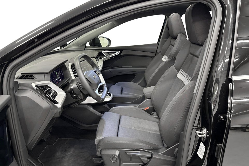 Audi Q4 e-tron 45 Progress 5d