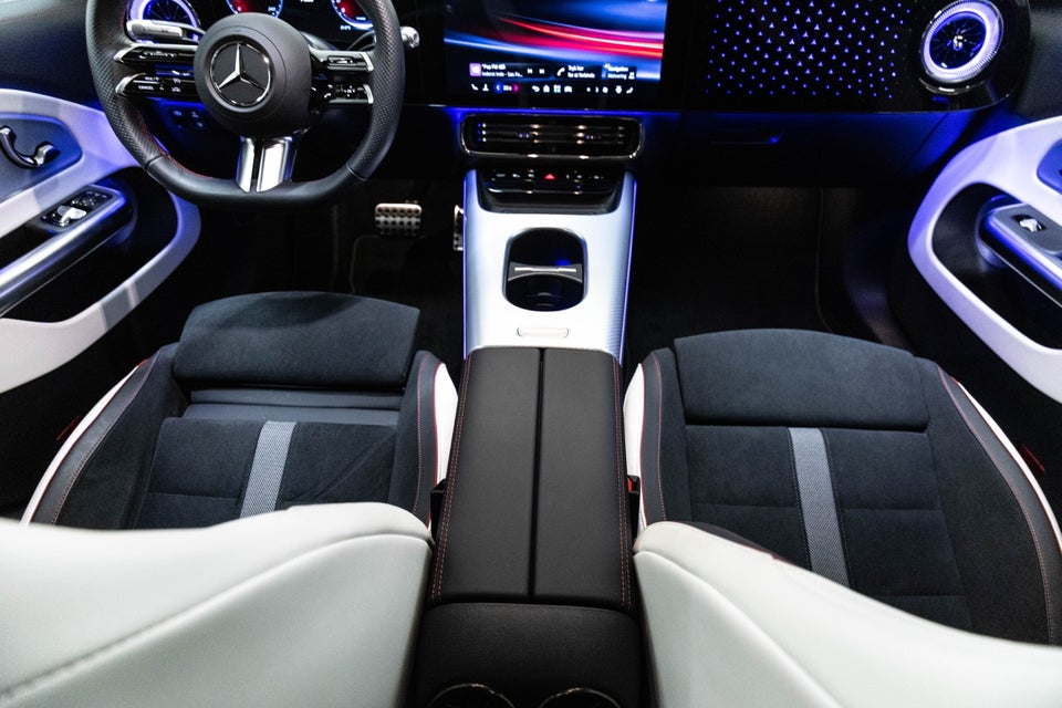 Mercedes CLA250+ electric AMG Advance Plus 4d