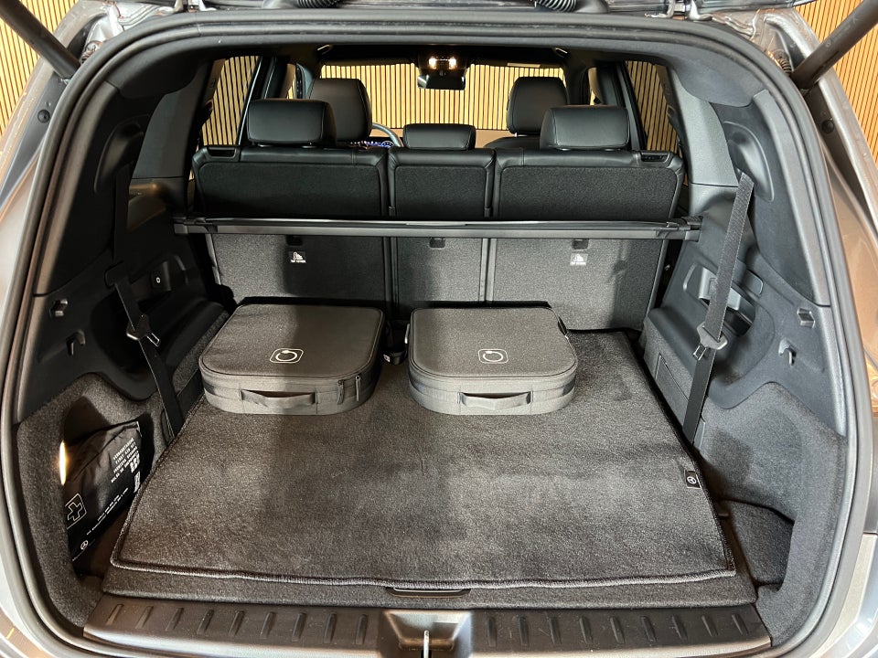 Mercedes EQB300 Progressive Advance Plus 4Matic 7prs 5d