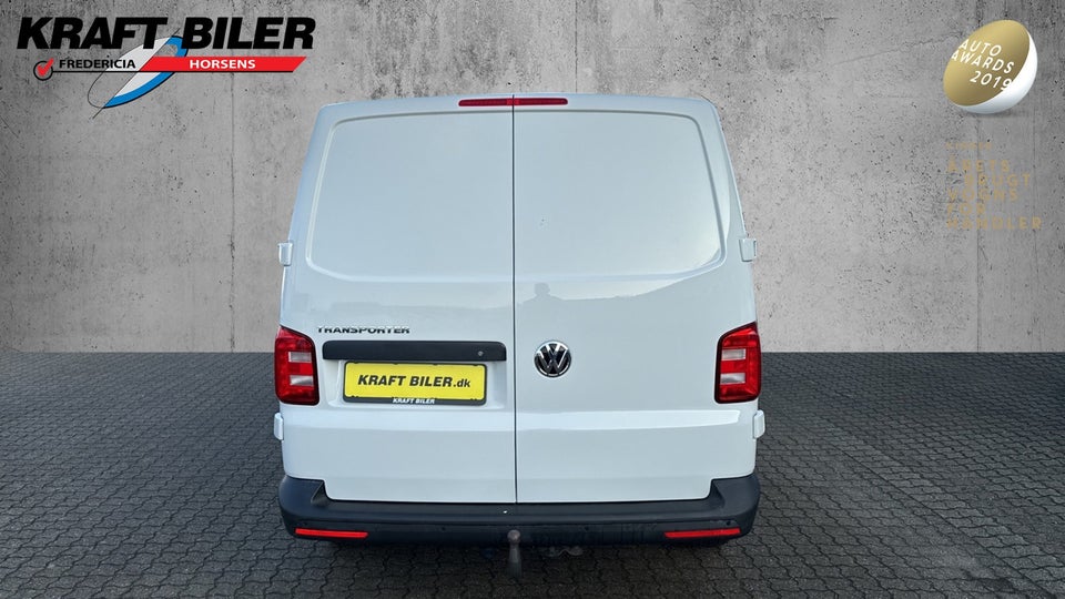 VW Transporter 2,0 TDi 114 Kassevogn kort BMT