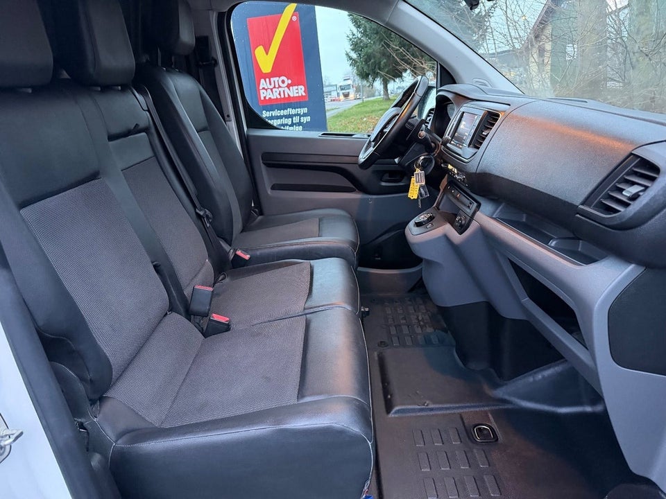 Peugeot Expert 2,0 BlueHDi 122 L2 Premium EAT8 Van