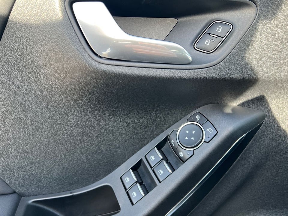 Ford Puma 1,0 EcoBoost mHEV ST-Line X 5d