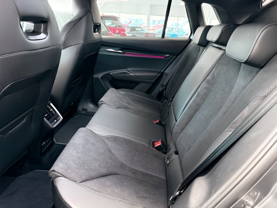 Skoda Elroq 85 iV Sportline 5d