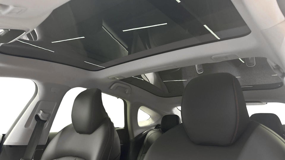 Xpeng P7 Long Range 4d