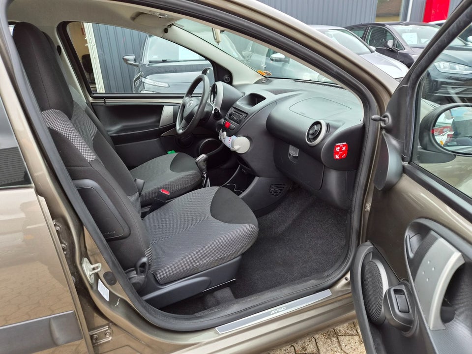 Toyota Aygo 1,0 VVT-i T1 5d