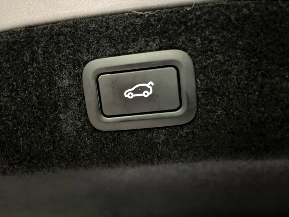 Xpeng P7 Long Range 4d