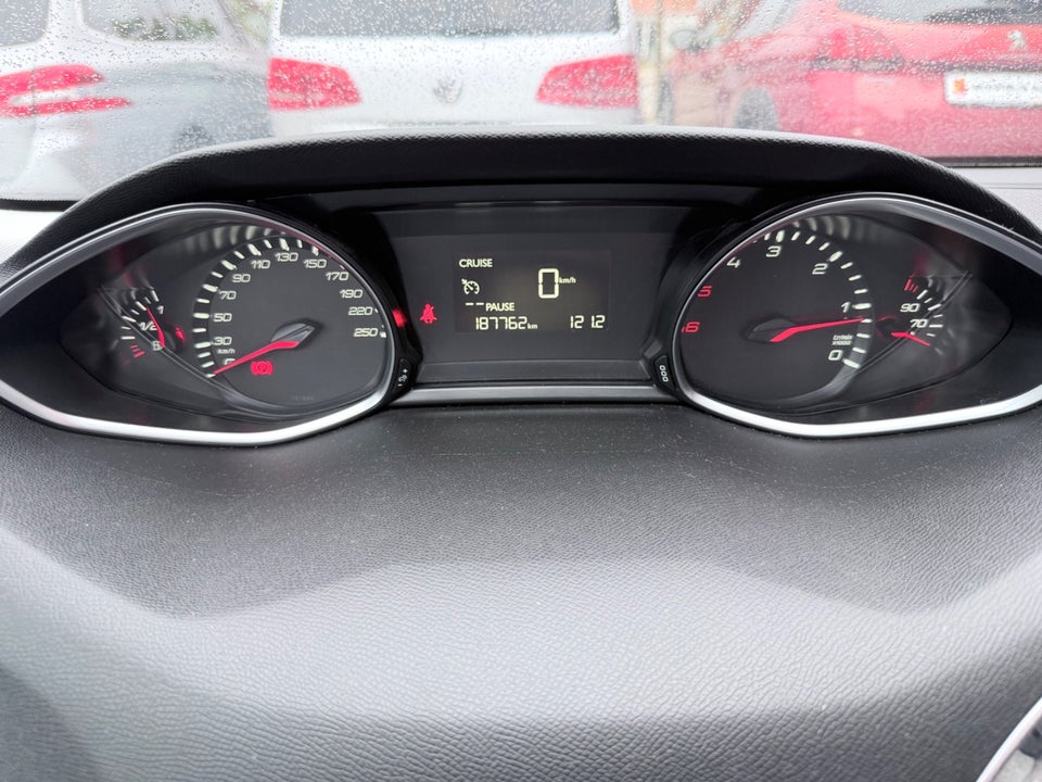 Peugeot 308 1,6 BlueHDi 120 Active SW 5d