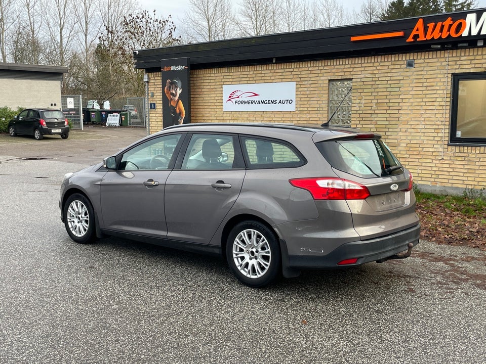 Ford Focus 1,6 Ti-VCT 105 Titanium stc. 5d
