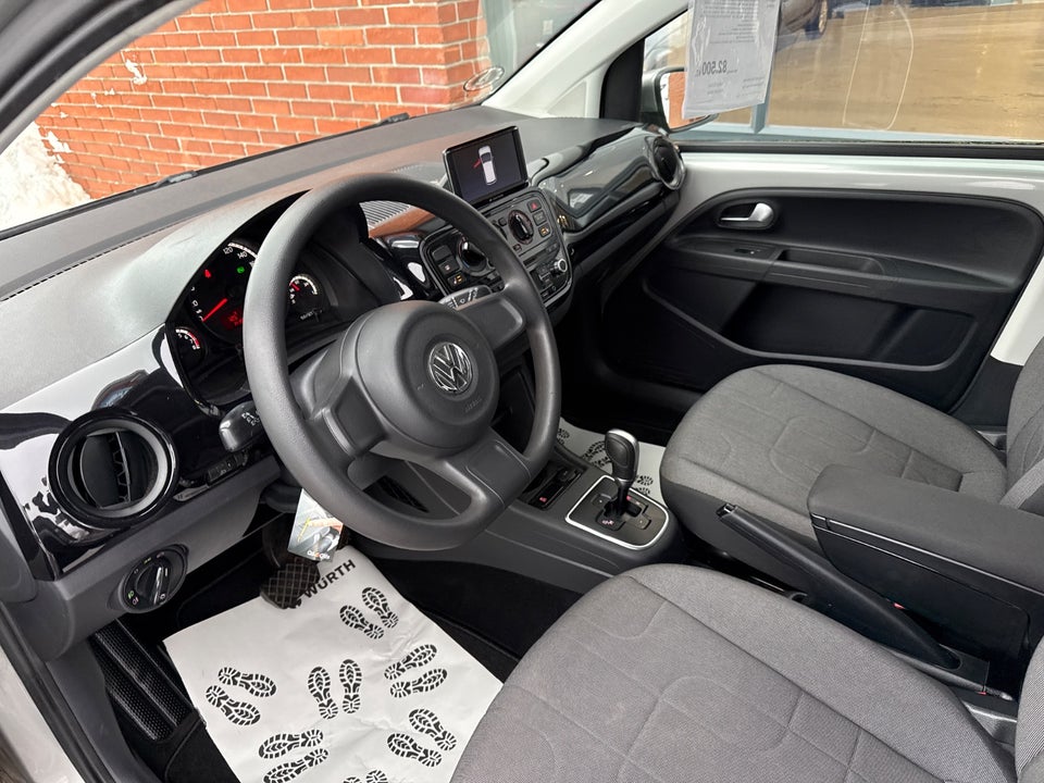 VW Up! 1,0 75 Move Up! ASG 5d