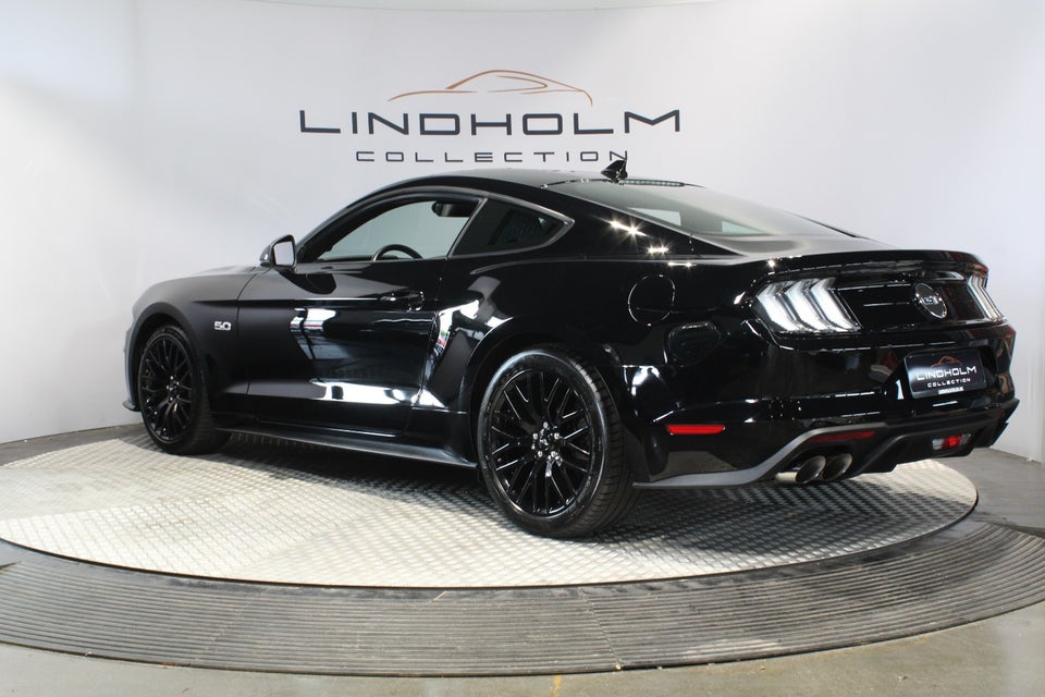 Ford Mustang 5,0 V8 GT Fastback 2d