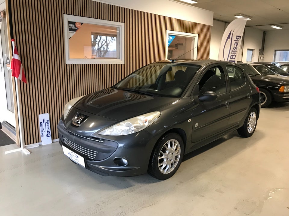 Peugeot 206+ 1,4 HDi 68 Active 5d