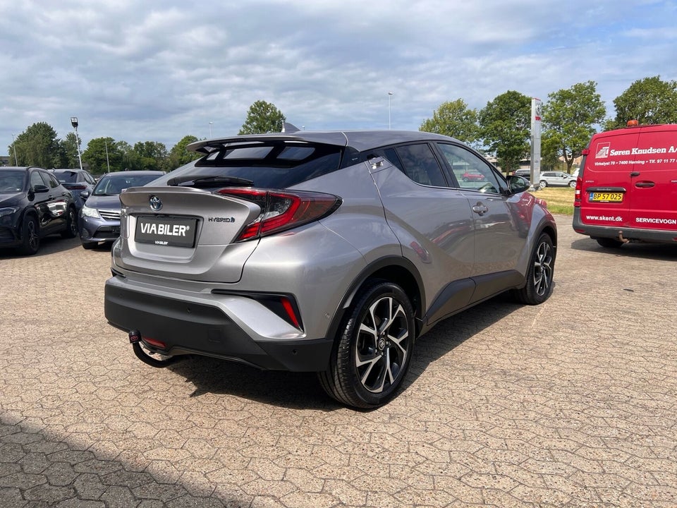 Toyota C-HR 1,8 Hybrid Premium Selected CVT 5d