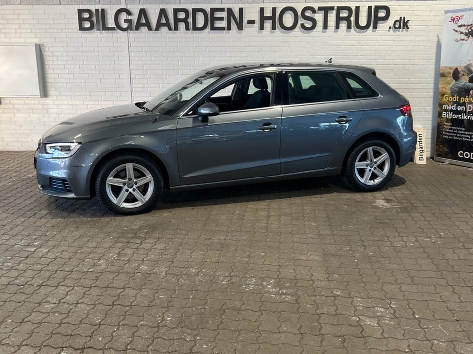 Audi A3 1,6 TDi 116 Sportback 5d