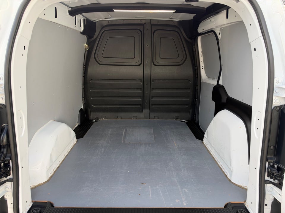 Renault Kangoo E-Tech L1 Tekno Van