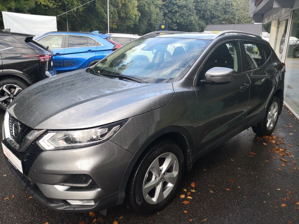 Nissan Qashqai 1,3 Dig-T 140 Acenta 5d