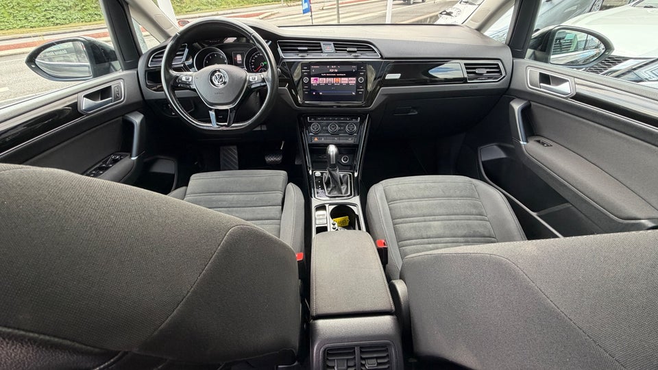 VW Touran 1,5 TSi 150 Highline DSG 7prs 5d