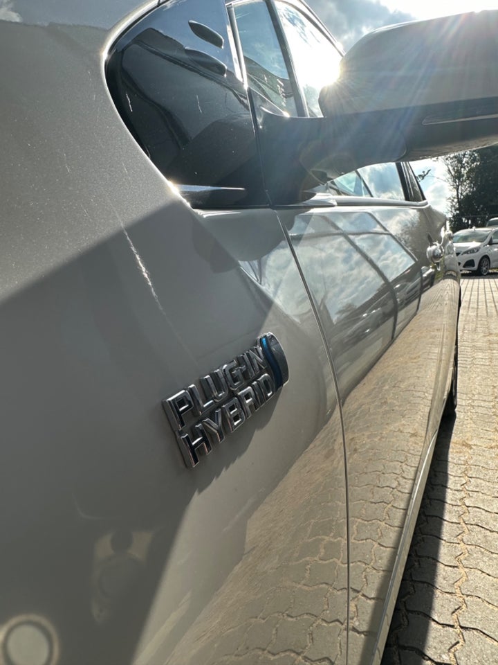 Toyota Prius 1,8 Plug-in Hybrid H3 MDS 5d