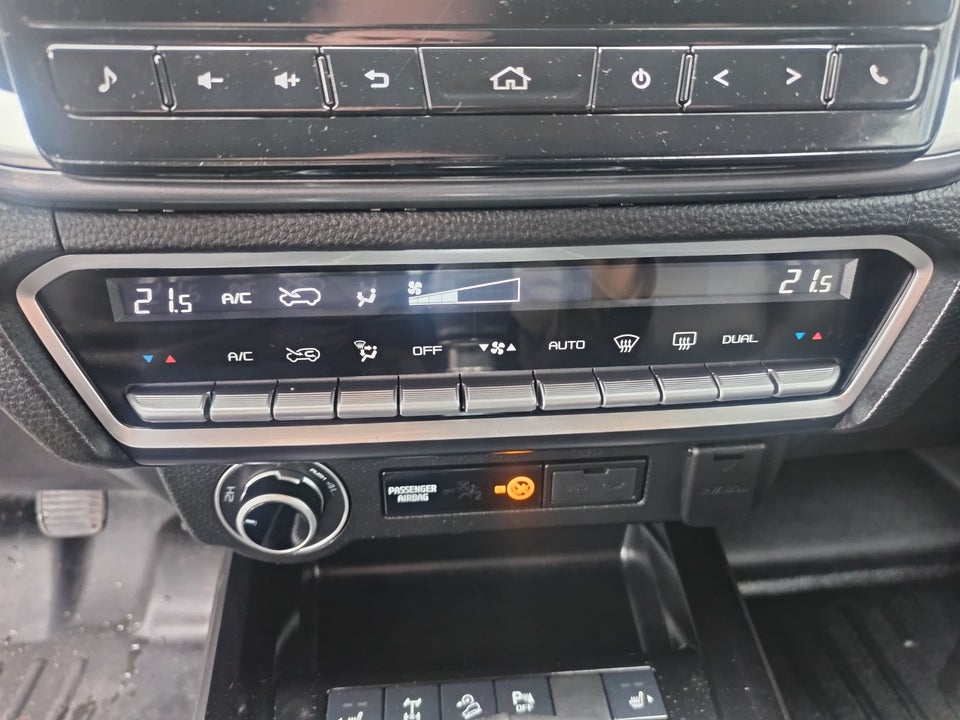 Isuzu D-Max 1,9 TD 163 Crew Cab Black Edition 4d