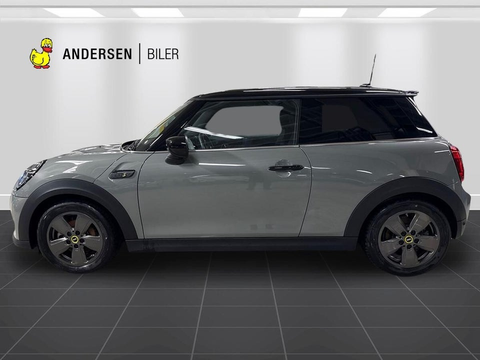 MINI Cooper SE Essential 3d