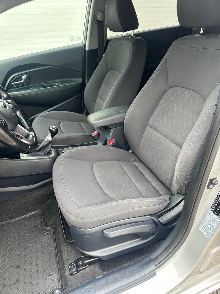 Kia Rio 1,2 CVVT Limited 5d