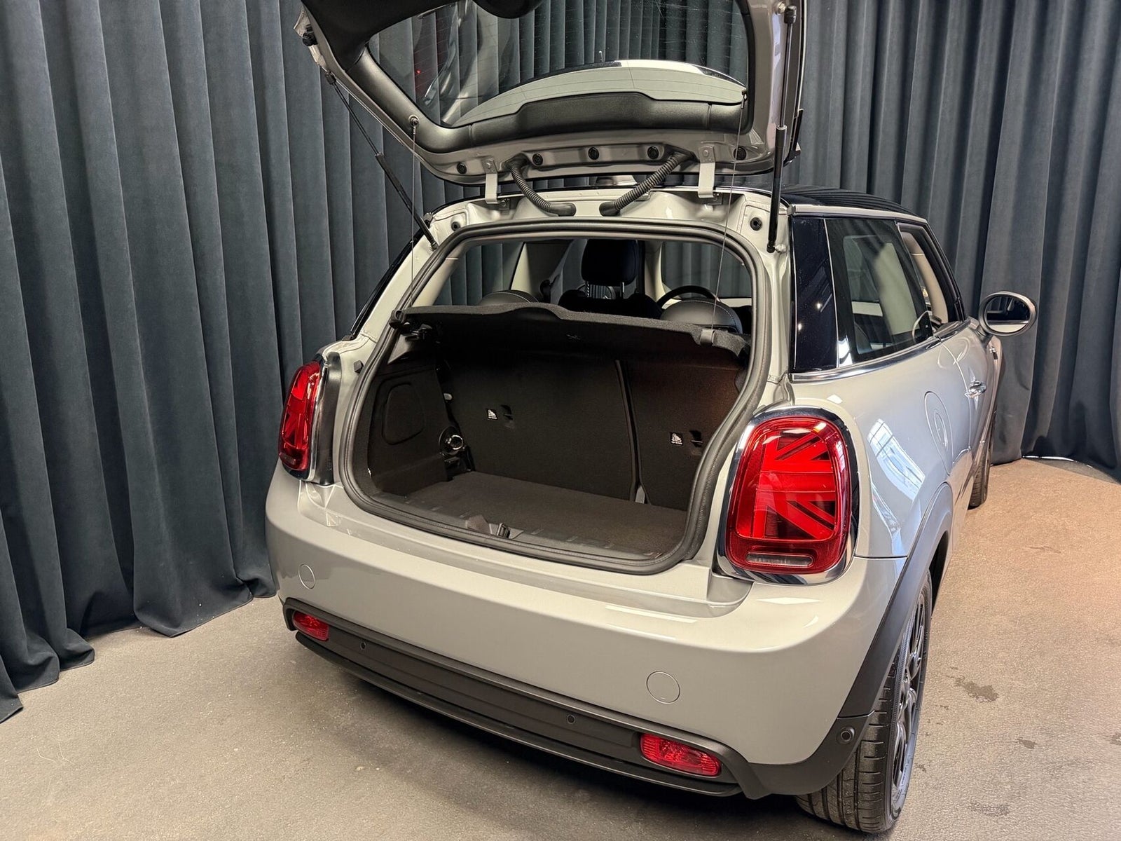 MINI Cooper SE Edition Premium 3d